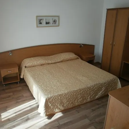Europa Vendégház Kiten